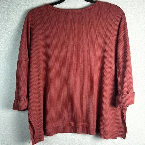 Altar’d State Cute and Comfy 3/4 Sleeve Top - Picture 6 of 7